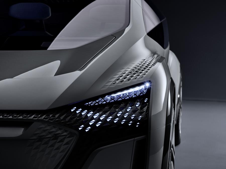 Детали экстерьера Audi AI:ME 2019 года  (фото 11 из 104)